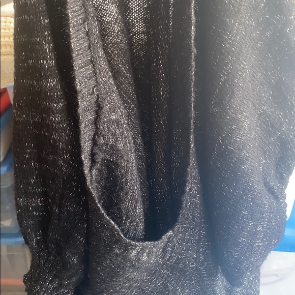 Wet Seal Short Sleeve Flow-y Light Sweater - Picture 4 of 4